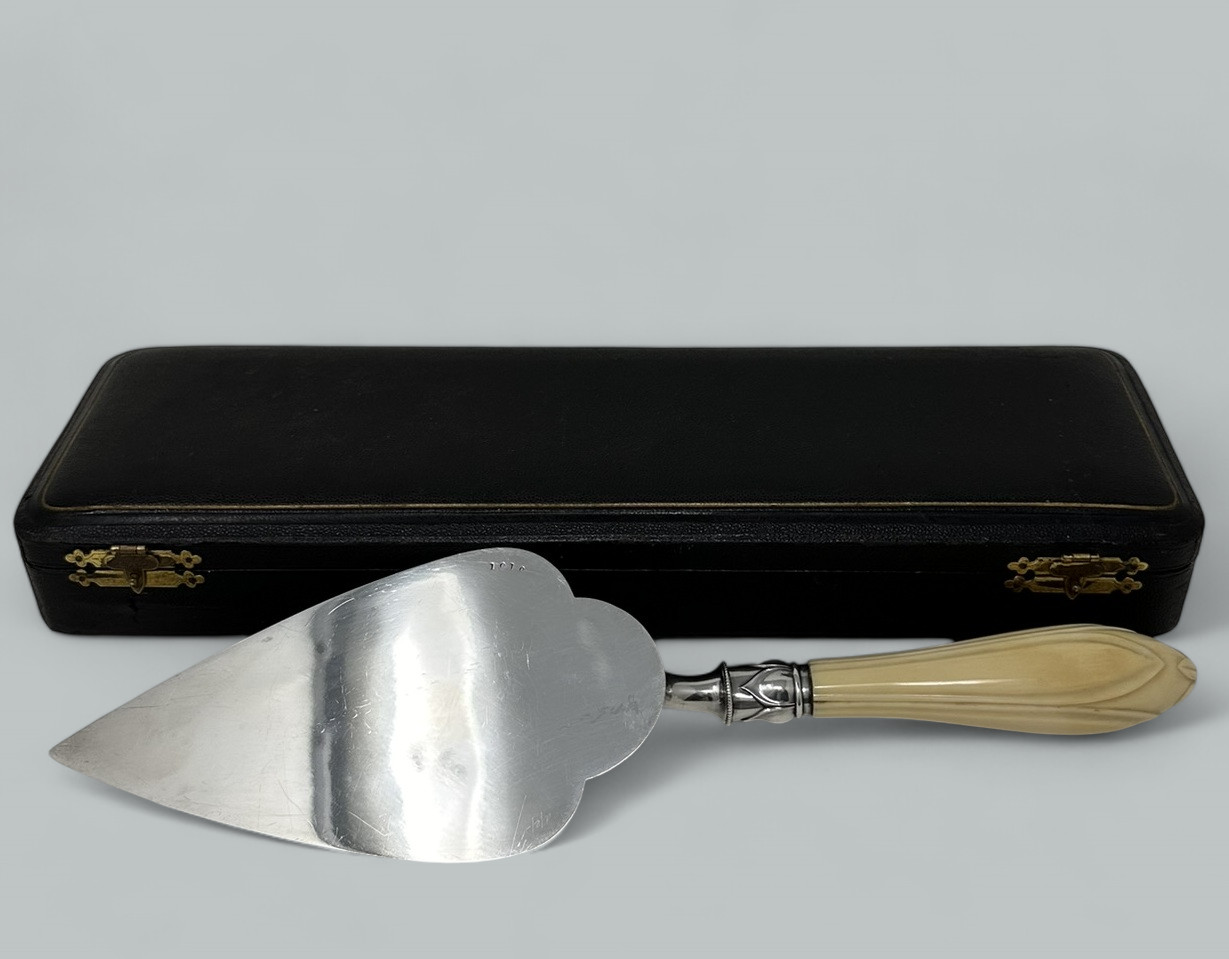 230. Antique English Sterling Silver Brick Layers Trowel Bone Handle Henry Wilkinson - Image 9