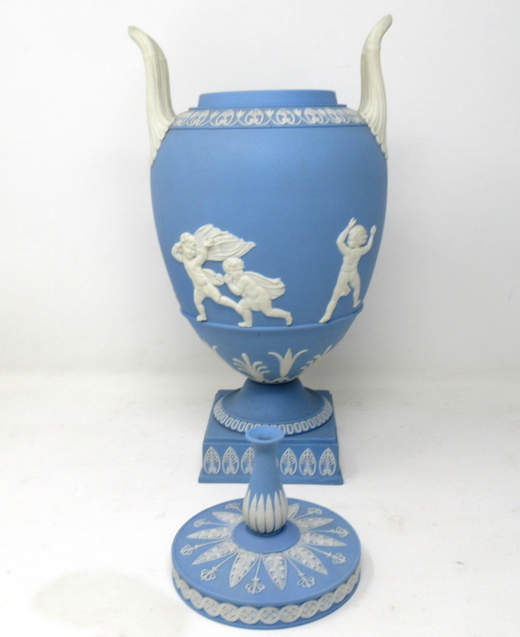 093. Antique Pair of Blue Wedgwood Jasperware Ceramic Urns Vases John Flaxman Cherubs - Image 6