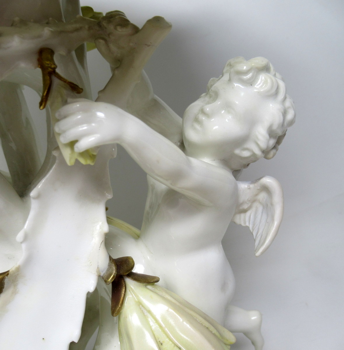 181. English Moore Brothers Porcelain Cream Gilt Cherub Cacti Centerpiece 19th Cent - Image 7