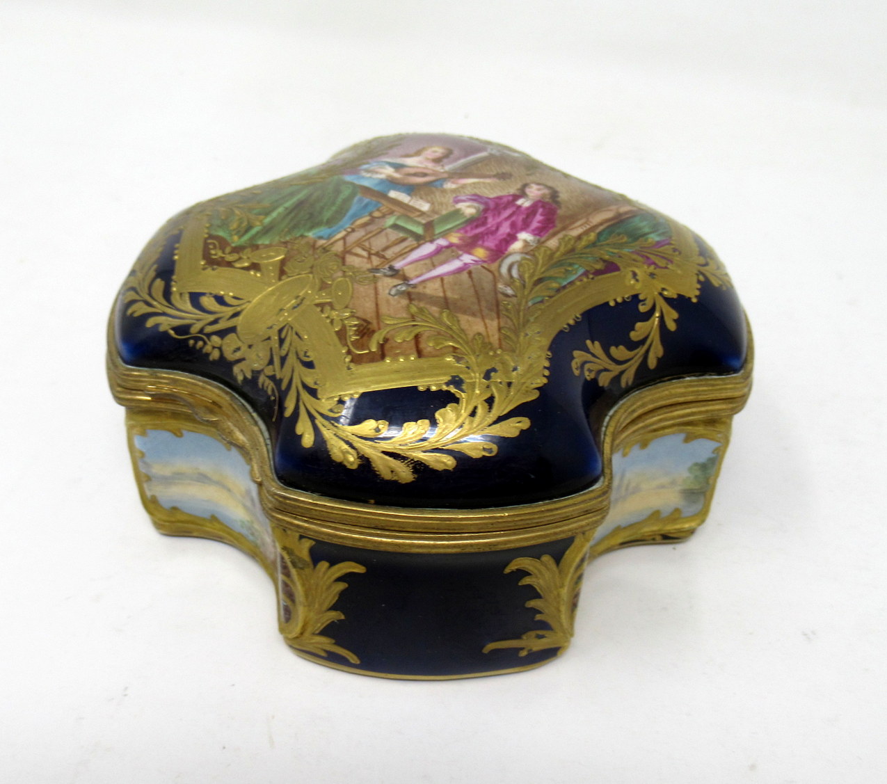 558. French Sevres Porcelain Hand Painted Jewellery Casket Ormolu Mounts 19th Century - Image 9
