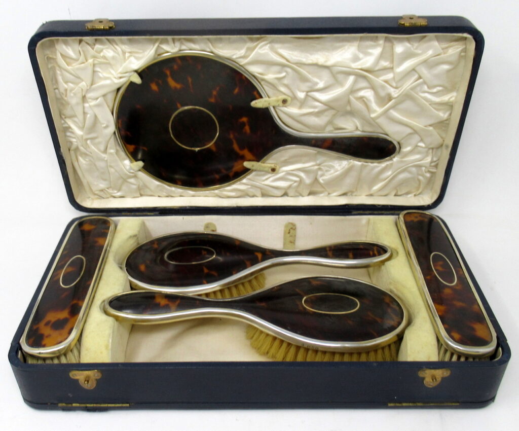 890. Antique Sterling Silver Lady's Vanity Dressing Table Set Hair Clothes Brushes