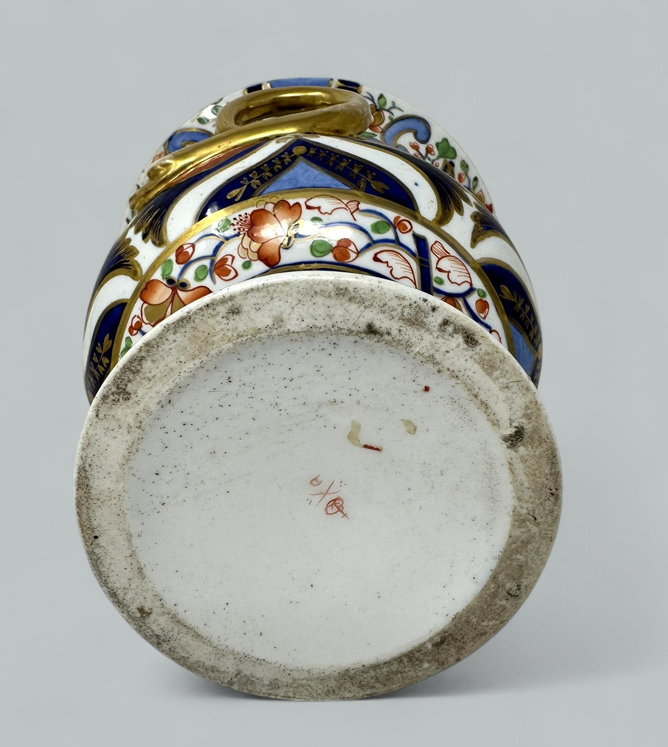 377. Antique English Crown Derby Campana Porcelain Urn Vase Centerpiece Imari Patern - Image 7
