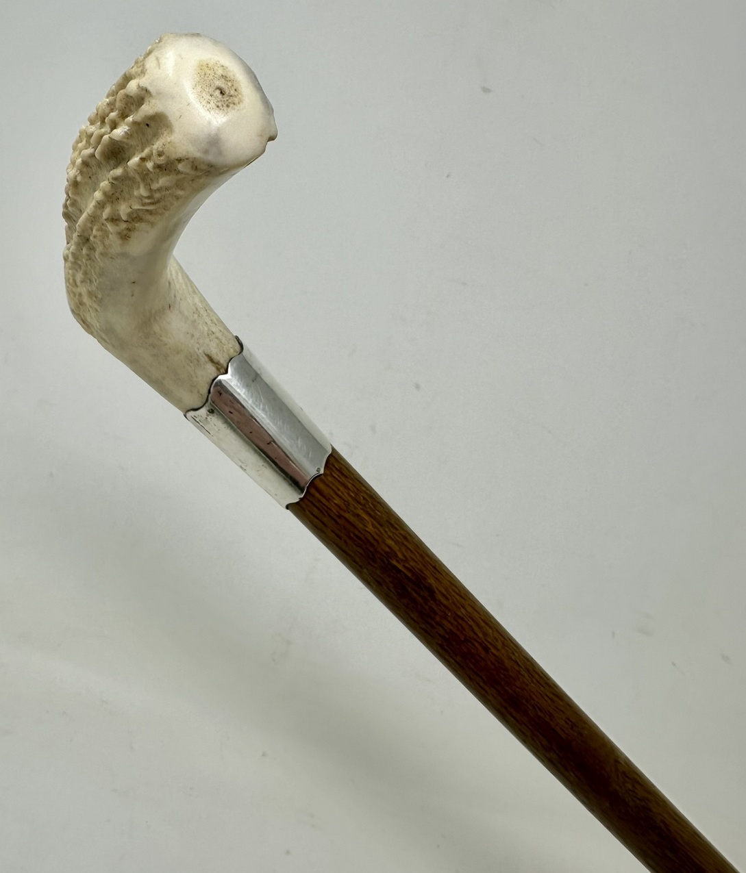 584. Antique Vintage Wooden Stag Antler Horn Walking Stick Cane Sterling Silver 1899 - Image 9