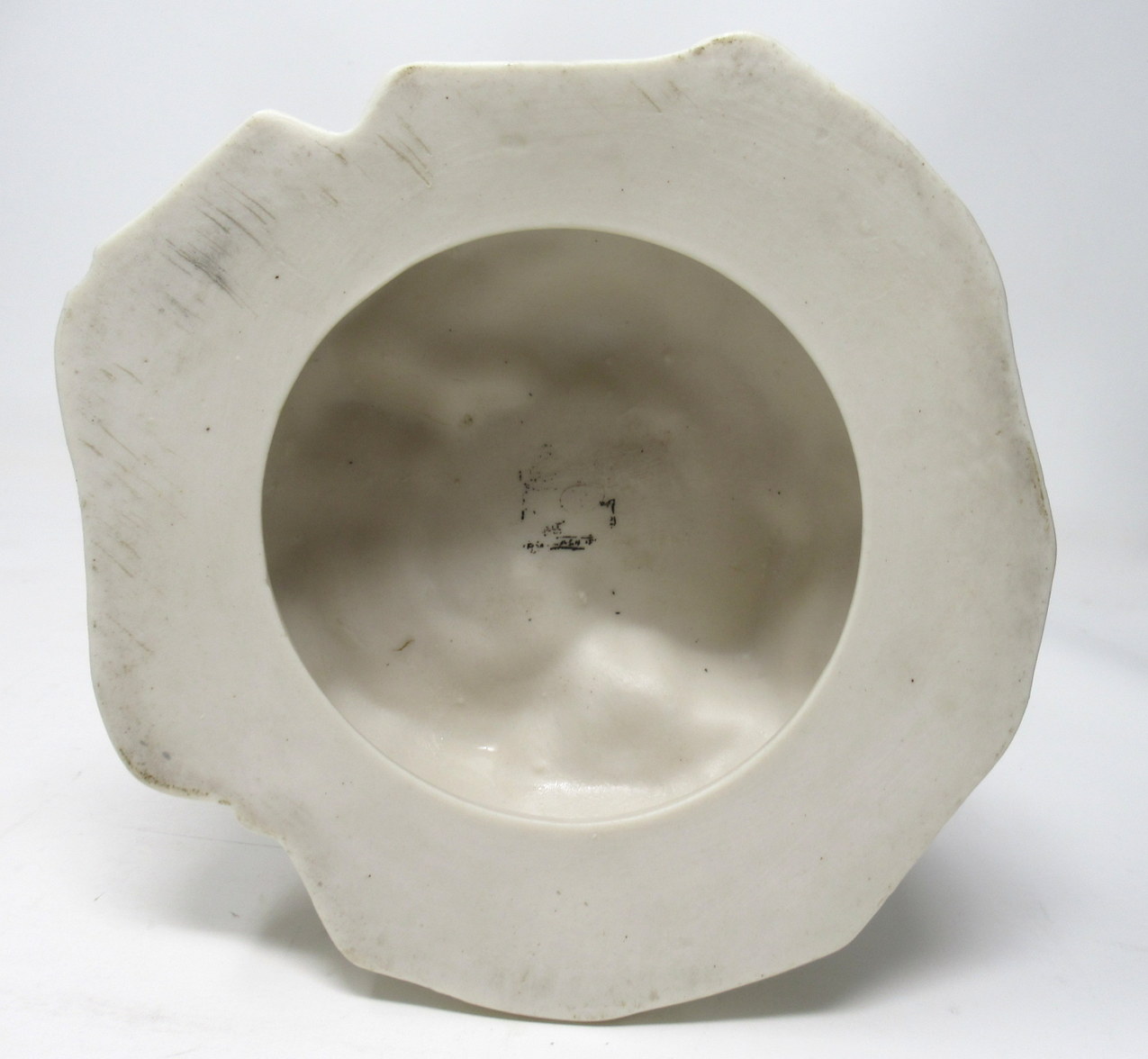 564.Antique Irish Belleek Bird Nest Tree Stump Vase Centerpiece Black Mark Ireland - Image 7