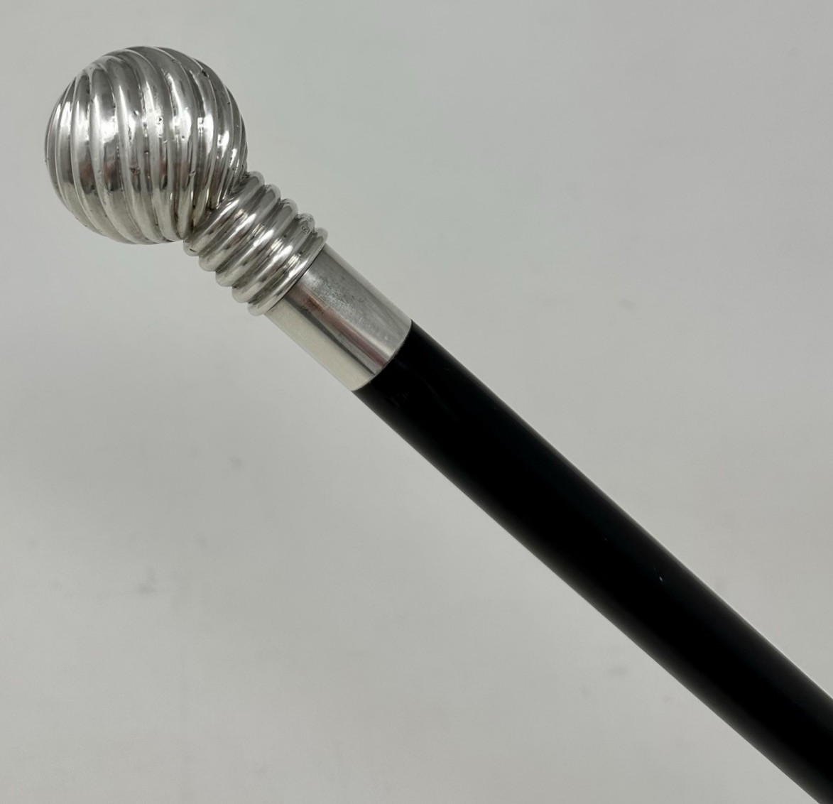977. Antique Vintage Ladys Gentlemans Wooden Dress Cane Walking Stick Sterling Silver - Image 6