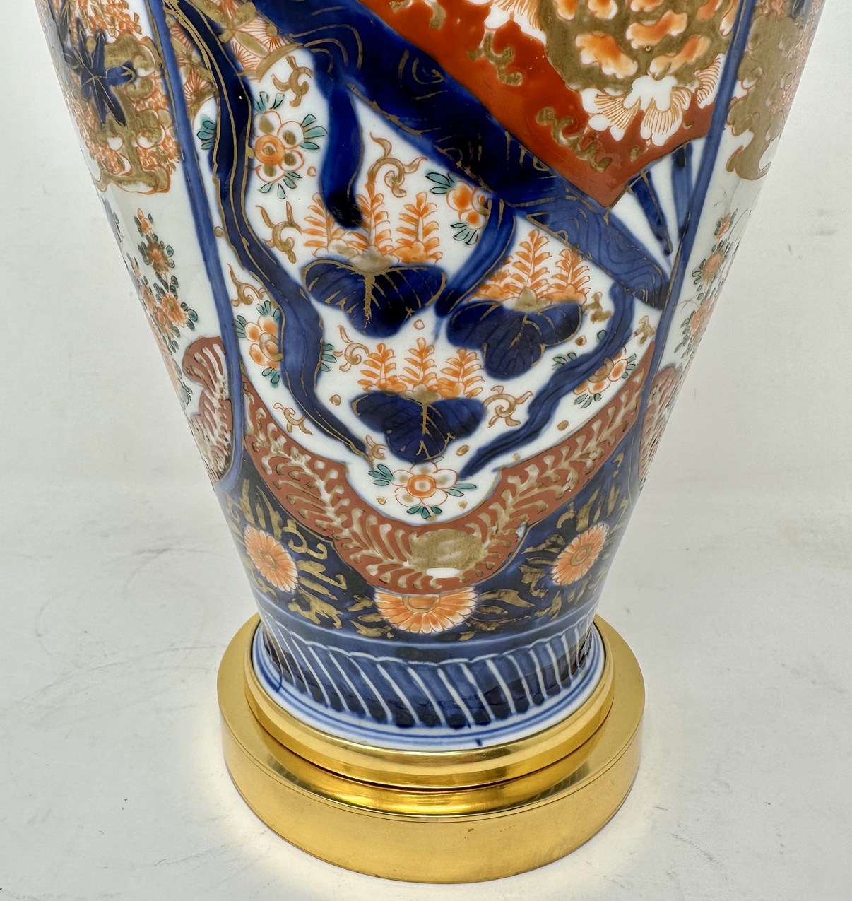 873. Antique Pair Japanese Chinese Imari Porcelain Ormolu Table Lamps Blue Red Gilt - Image 9