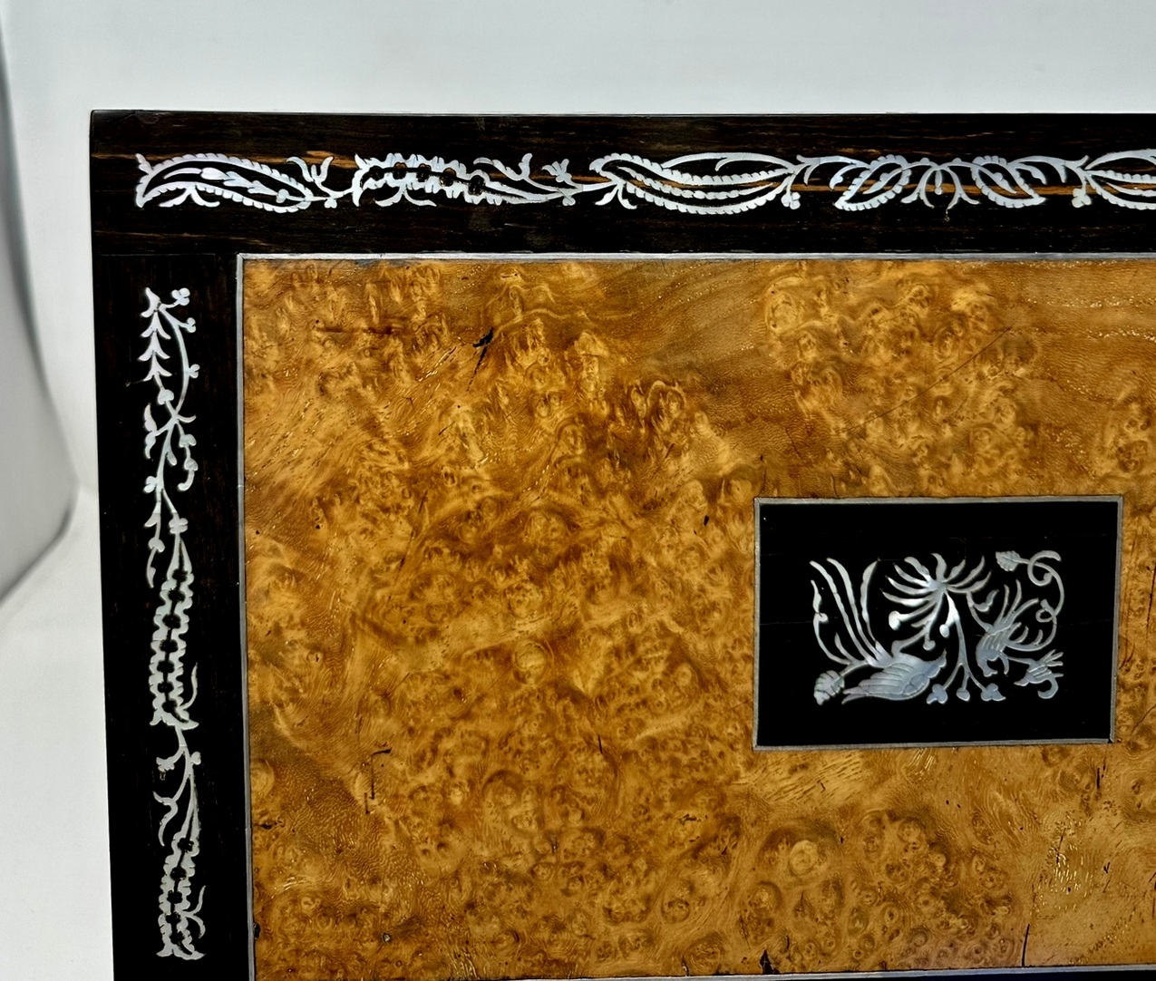 561. Antique Pewter Inlaid Burl Amboyna Coromandel Desk Wooden Writing Slope Box 19Ct - Image 8