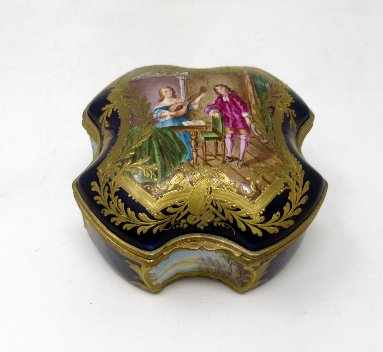 558. French Sevres Porcelain Hand Painted Jewellery Casket Ormolu Mounts 19th Century - Image 2