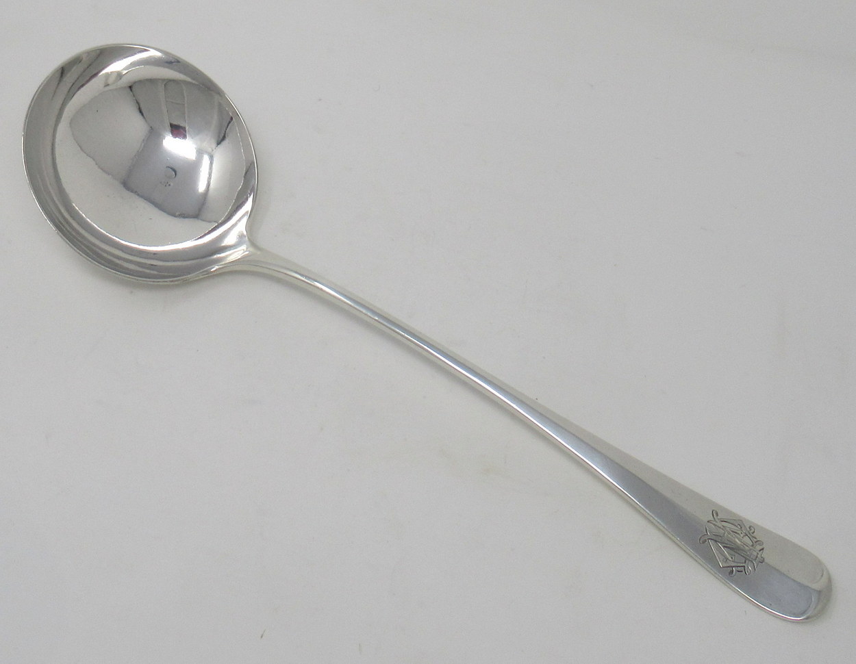 452. English Sterling Silver Soup Ladle Walker Hall Sheffield 8.4ozs. Hallmark 1901
