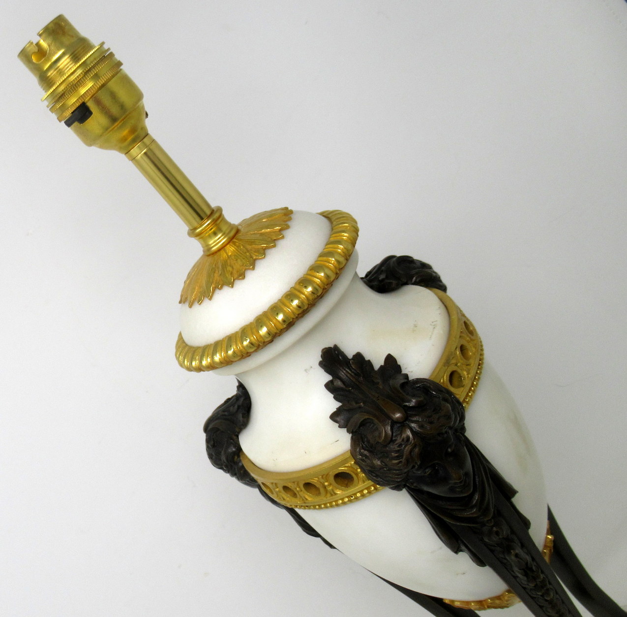 684. Antique Pair of French Ormolu Gilt Bronze White Cream Marble Urns Table Lamps - Image 6