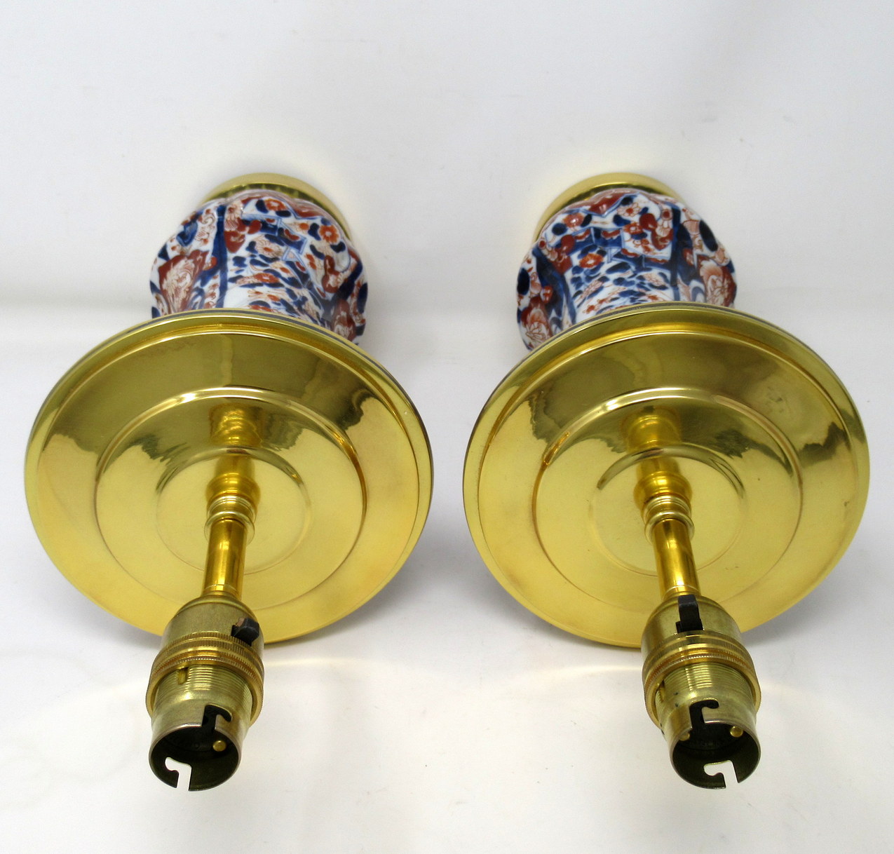 662. Antique Pair Japanese Chinese Imari Porcelain Ormolu Table Lamps Blue Red Gilt - Image 7