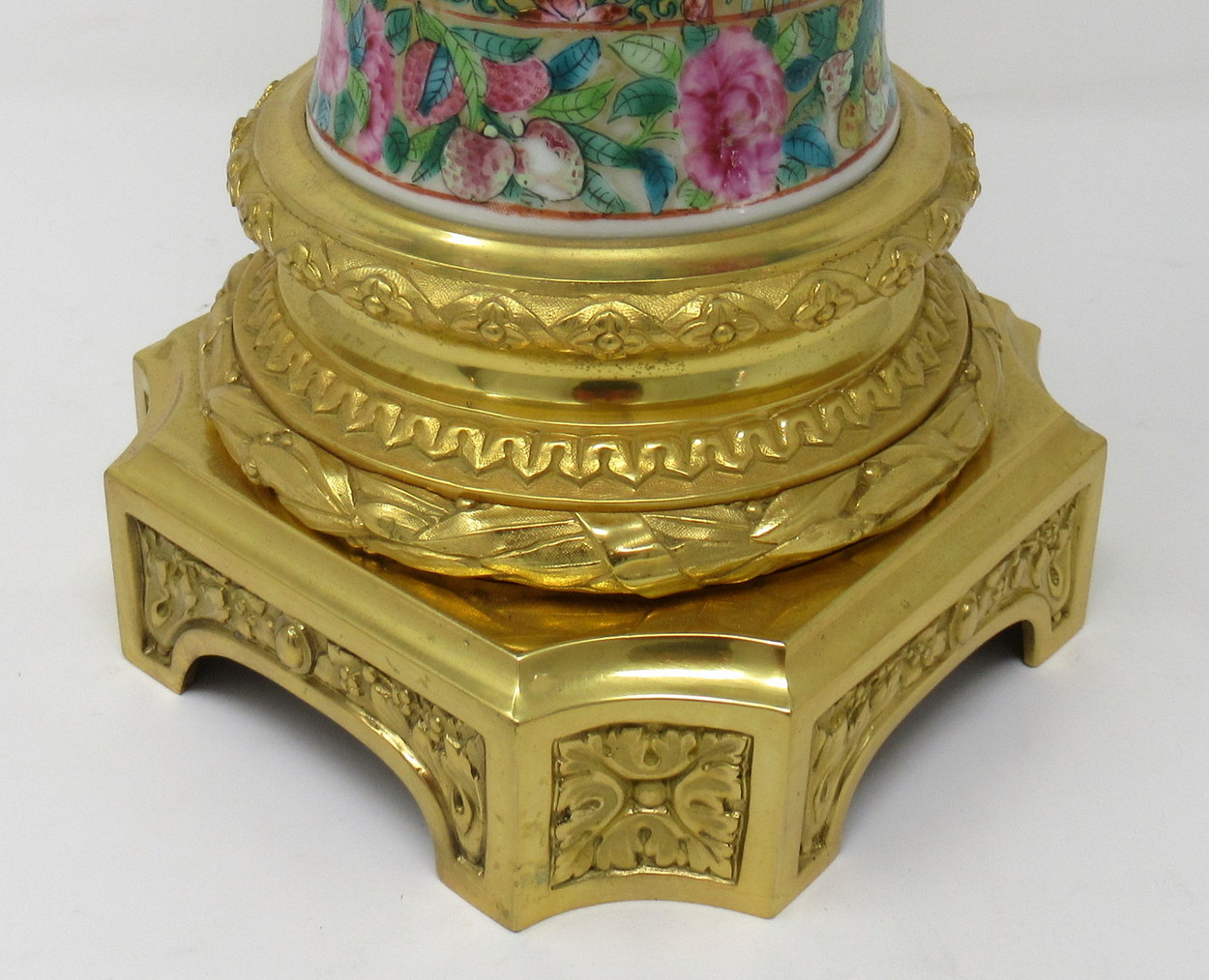 892. Stunning Pair Large Cantonese Hand Painted Table Lamps 19thCt - Image 7