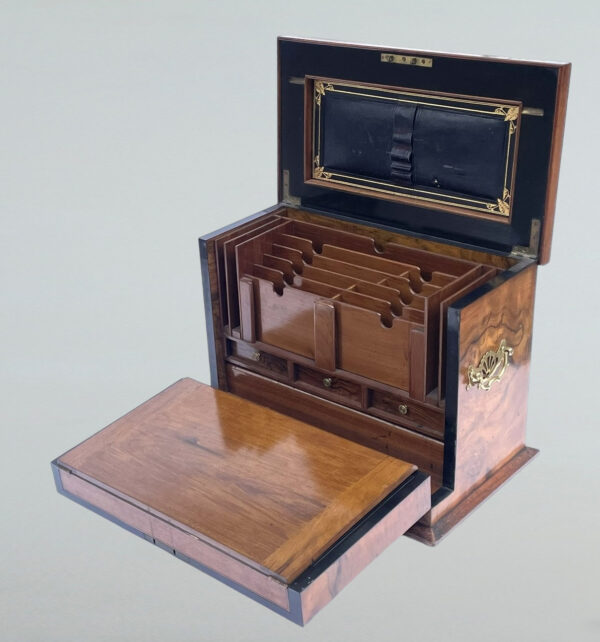 936. Antique Victorian Traveling Wooden Burl Walnut Writing Slope Stationary Box 19c