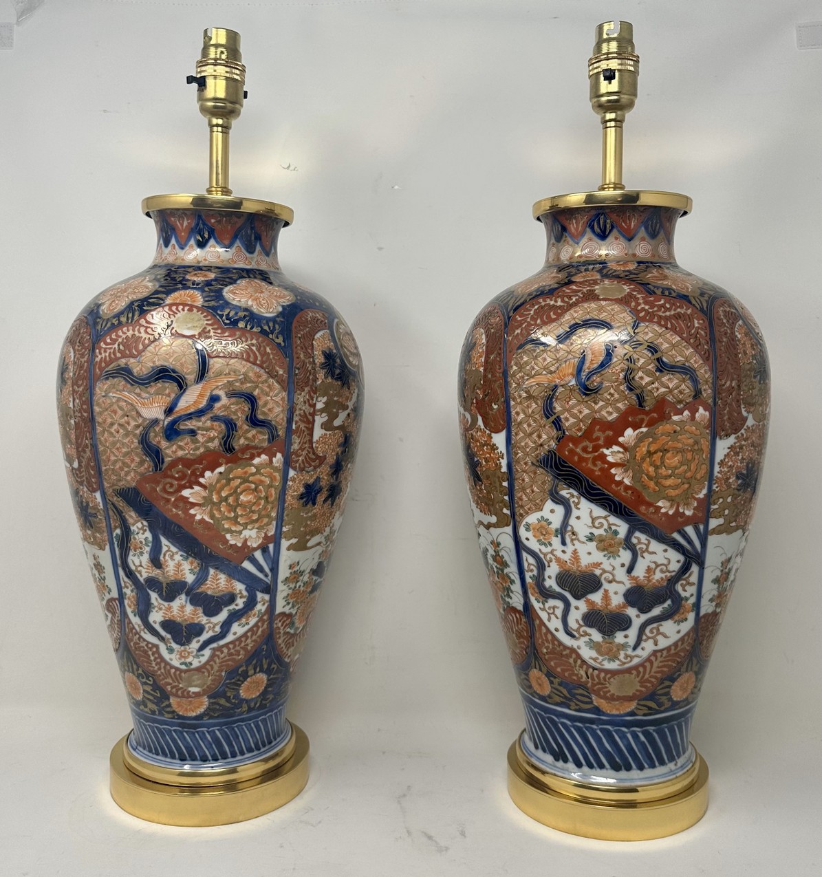 873. Antique Pair Japanese Chinese Imari Porcelain Ormolu Table Lamps Blue Red Gilt - Image 3