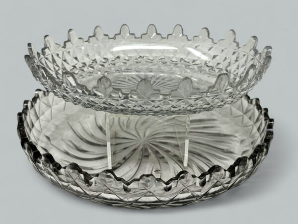 648. Antique Irish Tipperary Waterford Glass Cut Crystal Victorian Circular Bowl Tray