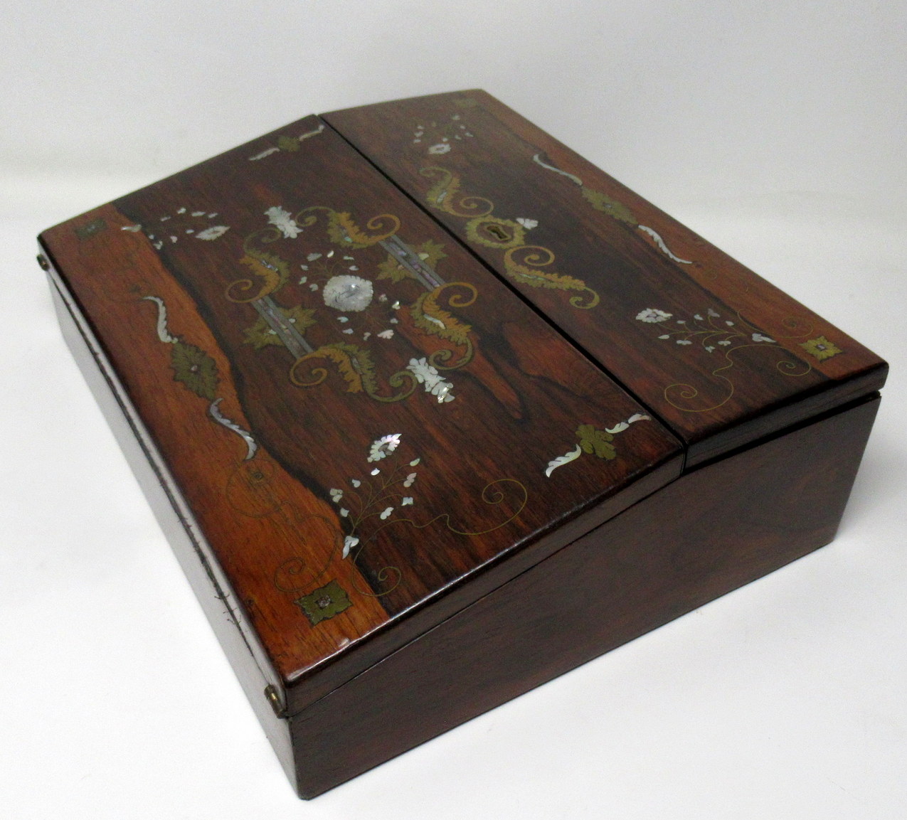 690. Rare Irish Rosewood Mother of Pearl Writing Slope by Austins Dublin Circa 1860 - Image 5