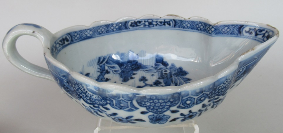 743. Rare Matched Pair Chinese Blue White Porcelain Sauce Boats 18th Ct - Image 3