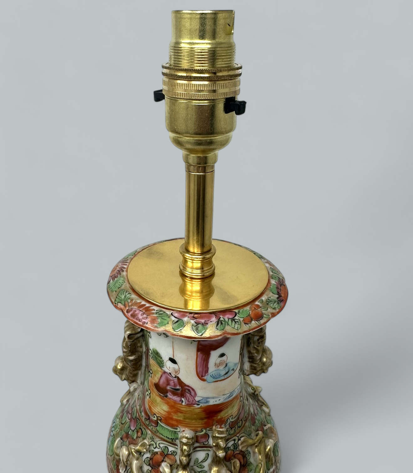 762. Antique Famille Rose Medallion Canton Cantonese Ormolu Chinese Table Lamps Pair - Image 6