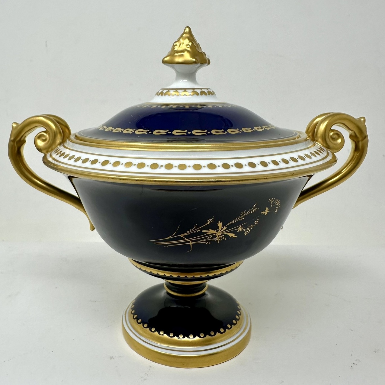 952. Antique English Crown Derby Urn Vase Centerpieces Albert Gregory Still Life 1913 - Image 3