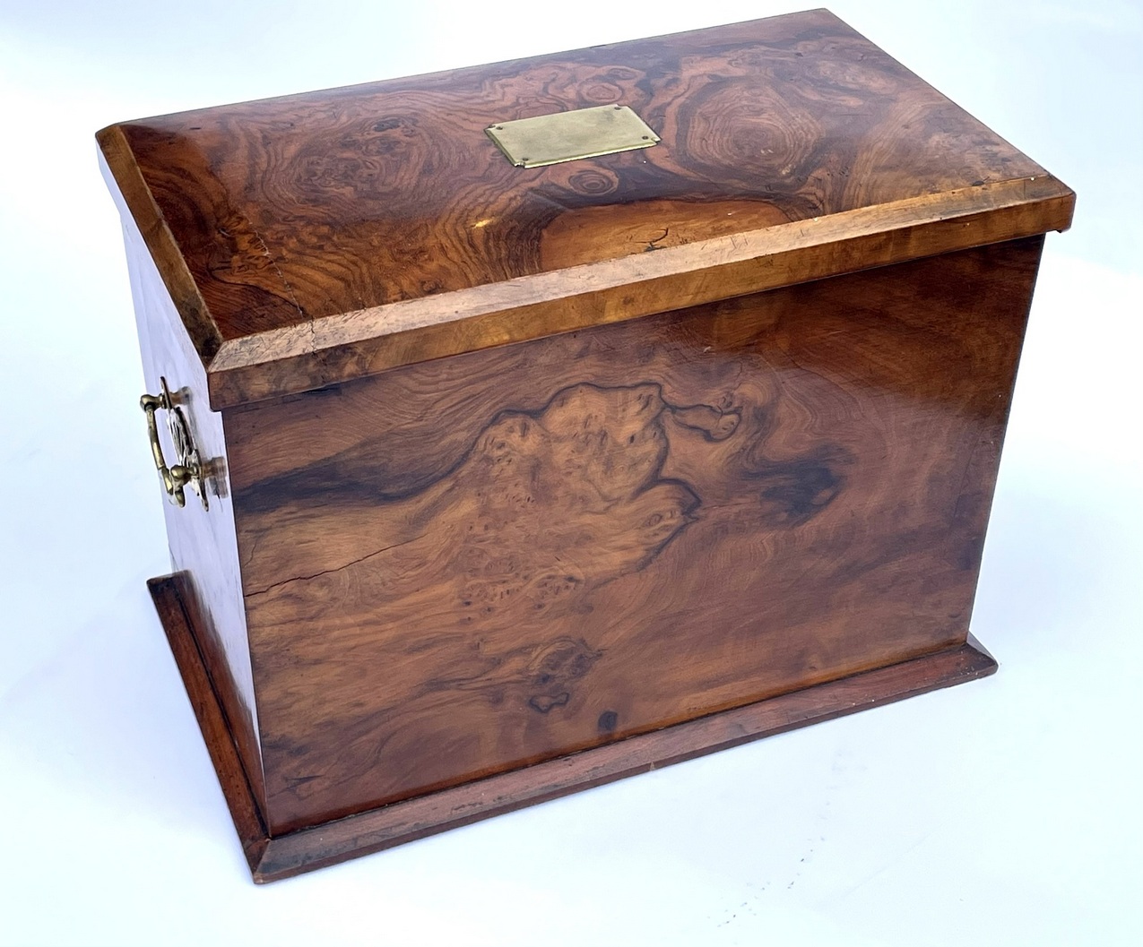 936. Antique Victorian Traveling Wooden Burl Walnut Writing Slope Stationary Box 19c - Image 12