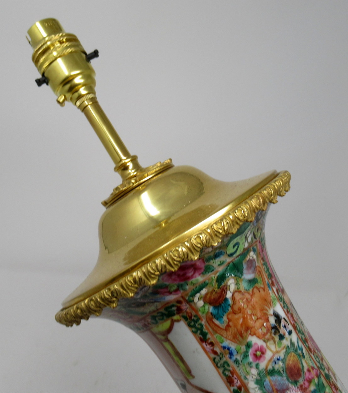 892. Stunning Pair Large Cantonese Hand Painted Table Lamps 19thCt - Image 9