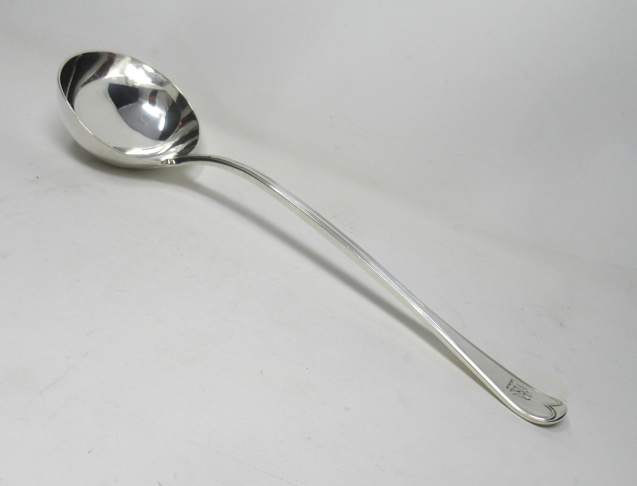 228. Antique Victorian Sterling Silver Rat Tail Pattern Large 1851 Soup Ladle 9.9ozs - Image 4
