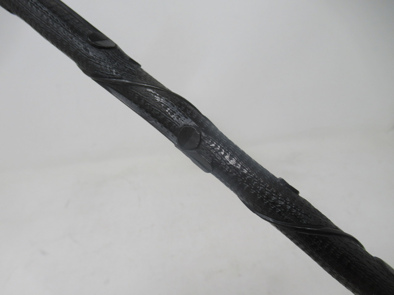 001. Fine Hand Carved Irish Bog Oak Walking Stick Silver Collar Hallmark 1901 - Image 9