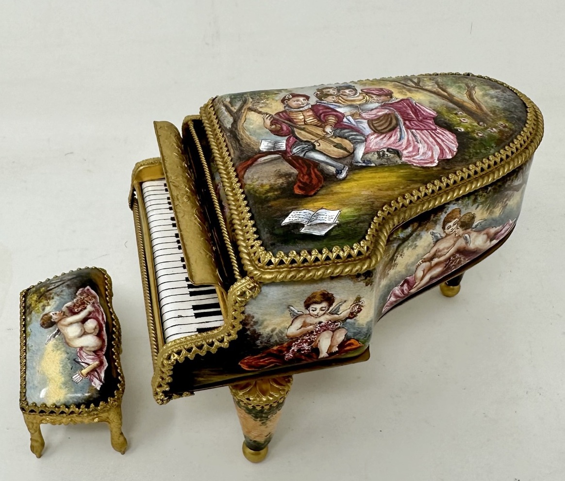 811. Antique Austrian Ormolu Bronze Enameled Viennese Miniature Musical Piano Casket - Image 2