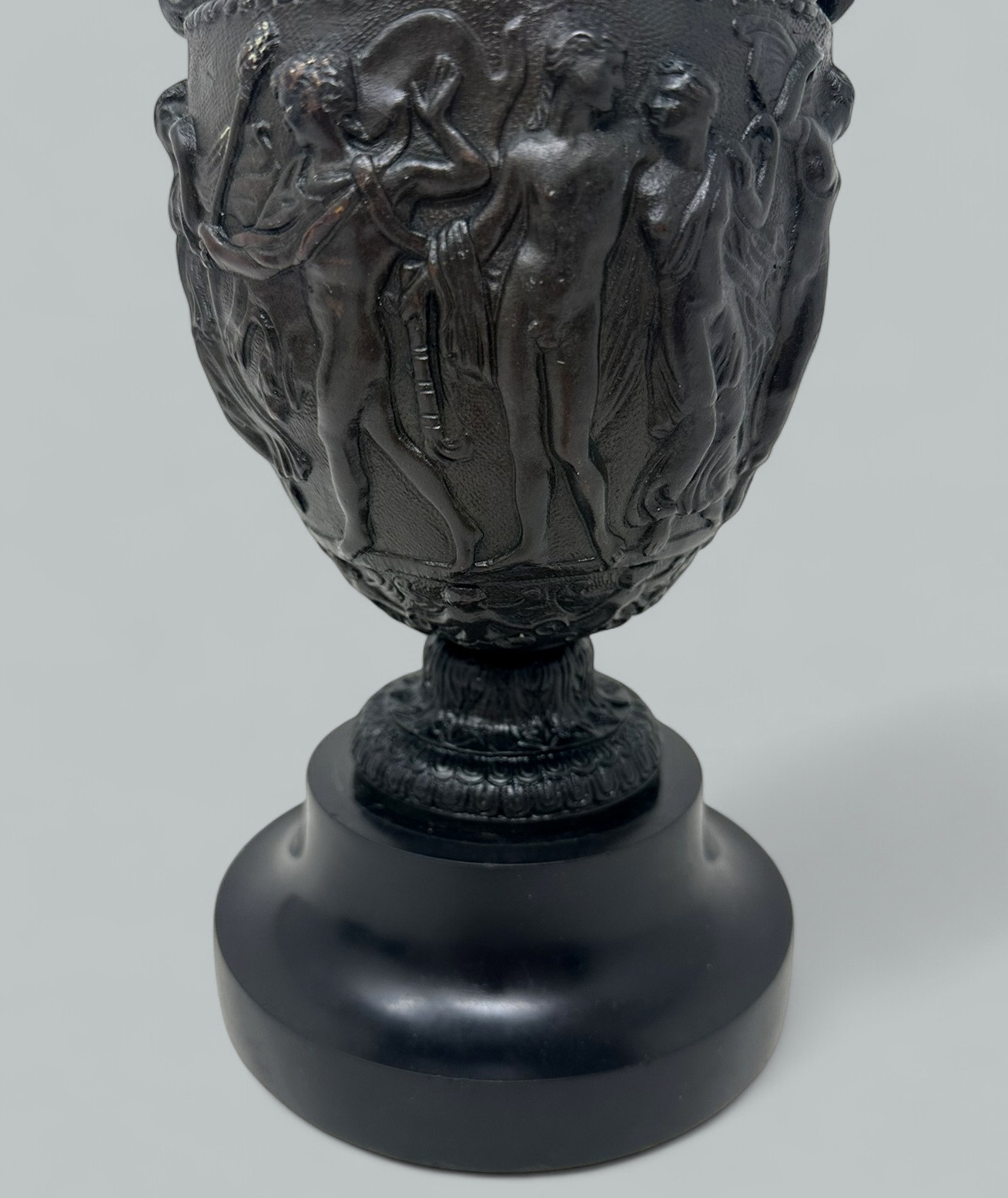 489. Antique Pair French Roman Bronze Townley Urns Vases Black Marble Grand Tour 19Ct - Image 7