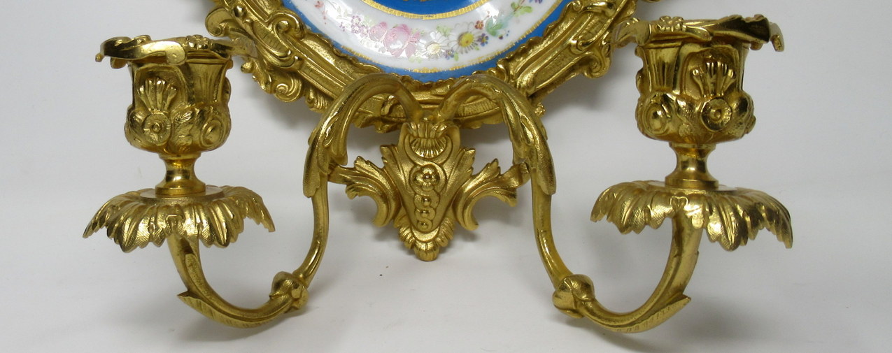 604. Fine Oval French Ormolu Mounted Sevres Porcelain Twin Light Wall Applique 19thCt - Image 5