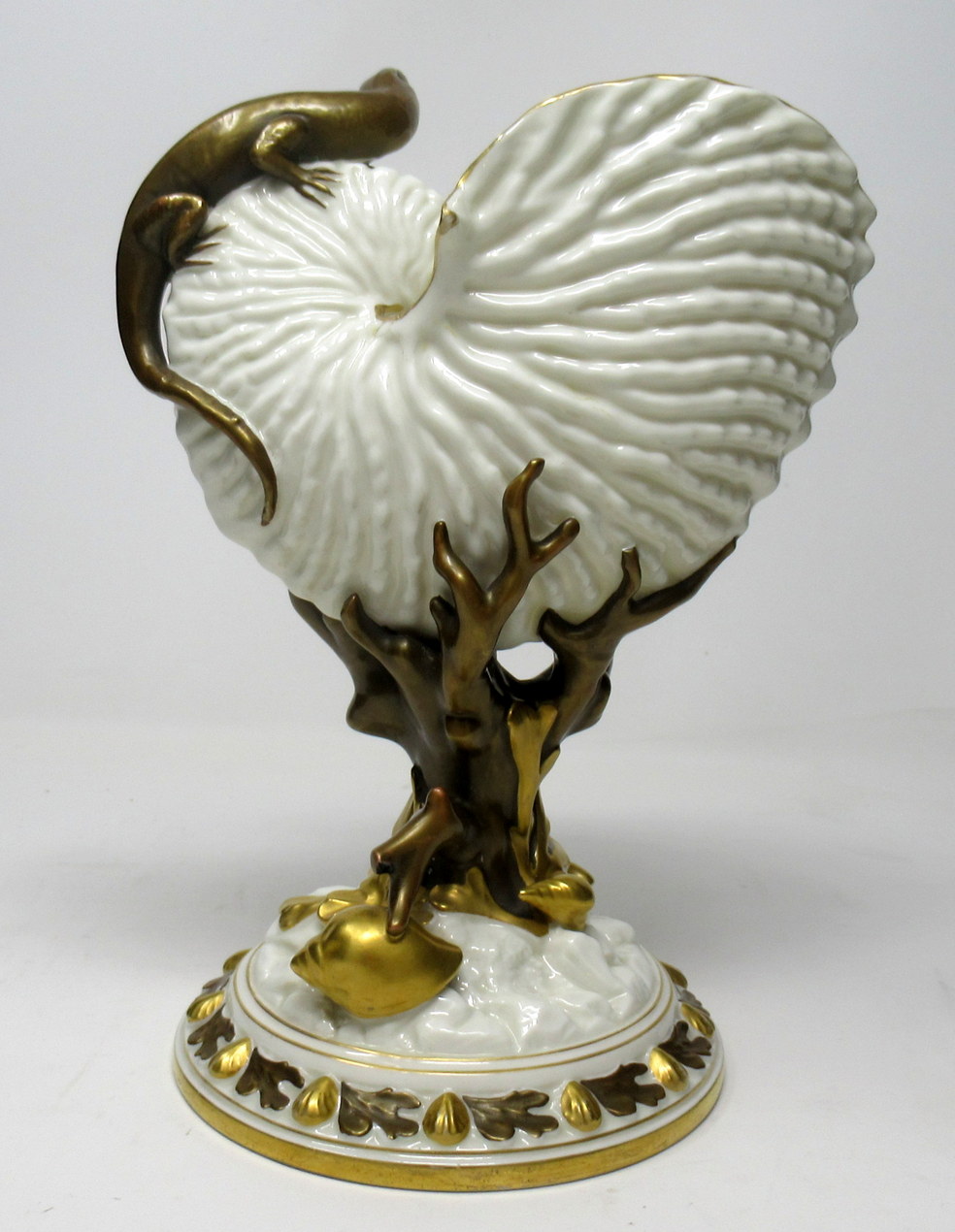 292. Fine Royal Worcester Porcelain Nautilus Shell Vase with Salamander Late 19th Ct - Image 4