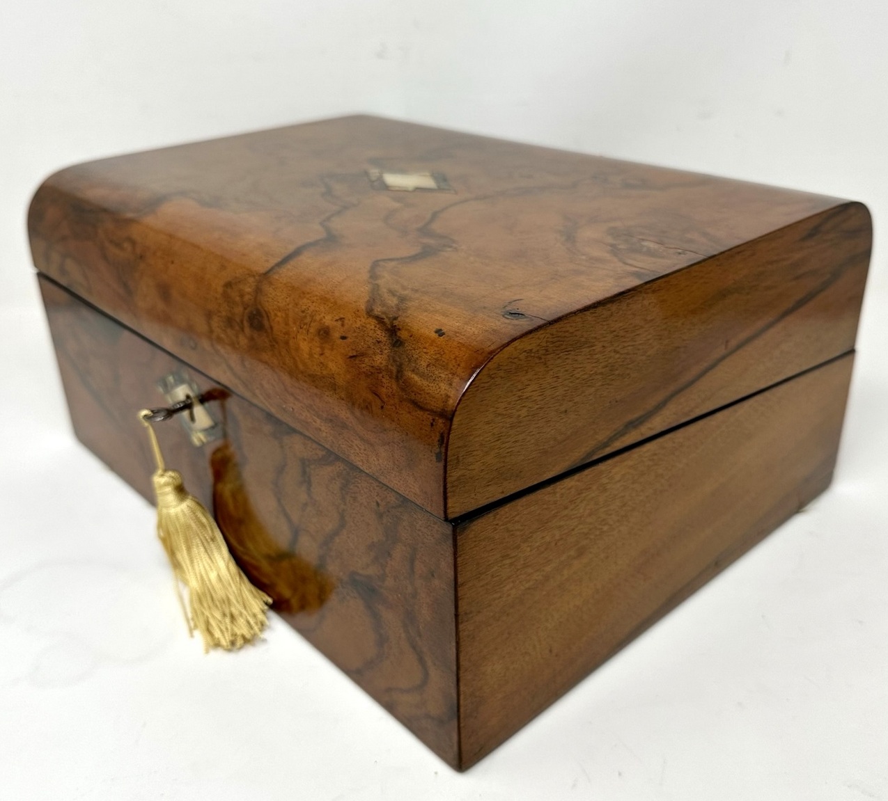 588. Antique Victorian Traveling Desk Mahogany Wooden Burl Walnut Writing Slope Box - Image 3