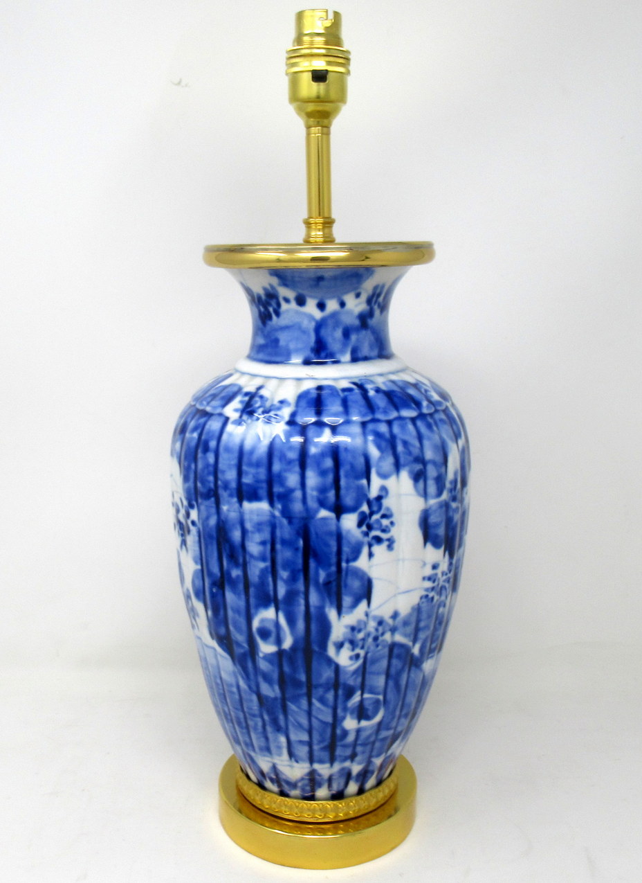 382. Antique Pair Blue and White Porcelain Ormolu Bronze Table Lamps Chinese European - Image 4