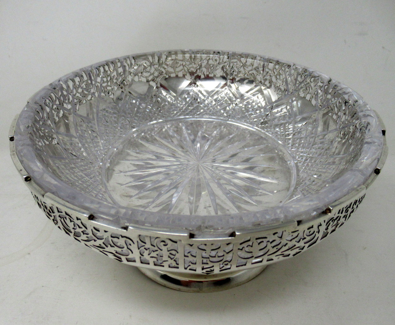 552. Antique Art Deco English Sterling Silver Fruit Bowl Centerpiece Cut Crystal 1924 - Image 3