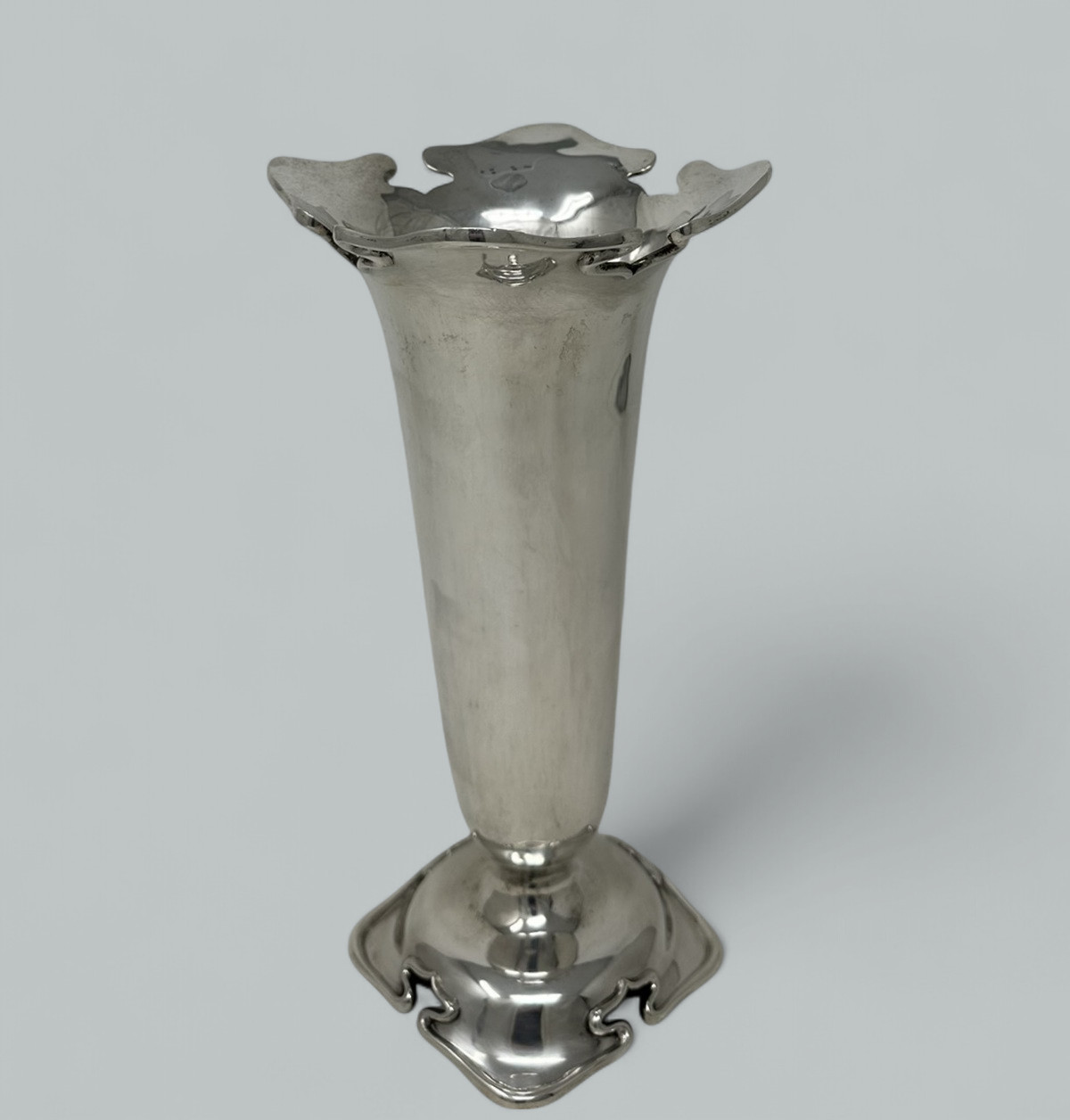 765. Antique English Sterling Silver Trumpet Urn Vase Centerpiece Art Nouveau 1906 - Image 3