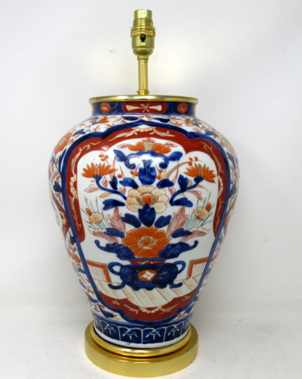 794. Antique Japanese Chinese Imari Porcelain Ormolu Table Vase Lamp Blue Red Gilt