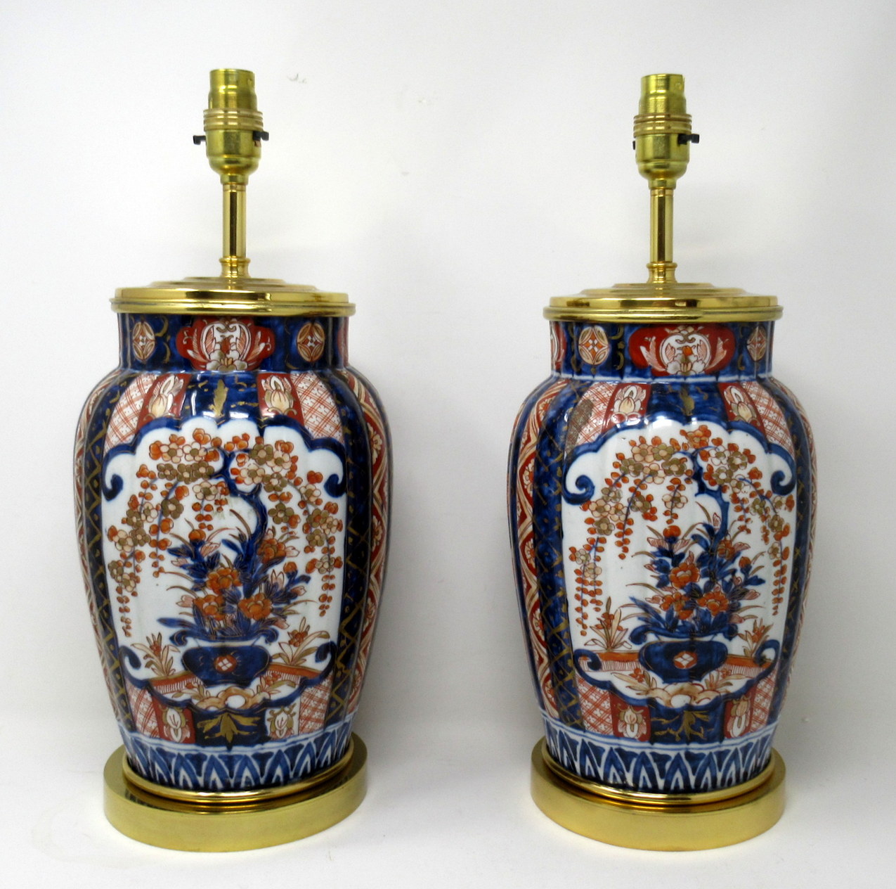 110. Antique Pair Japanese Chinese Imari Porcelain Ormolu Table Lamps Blue Red Gilt - Image 3