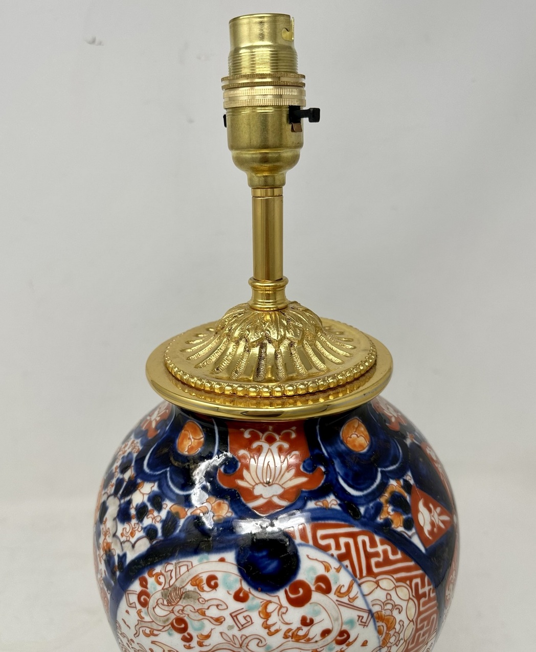 850. Antique Pair Japanese Chinese Imari Porcelain Ormolu Table Lamps Blue Red Gilt - Image 5