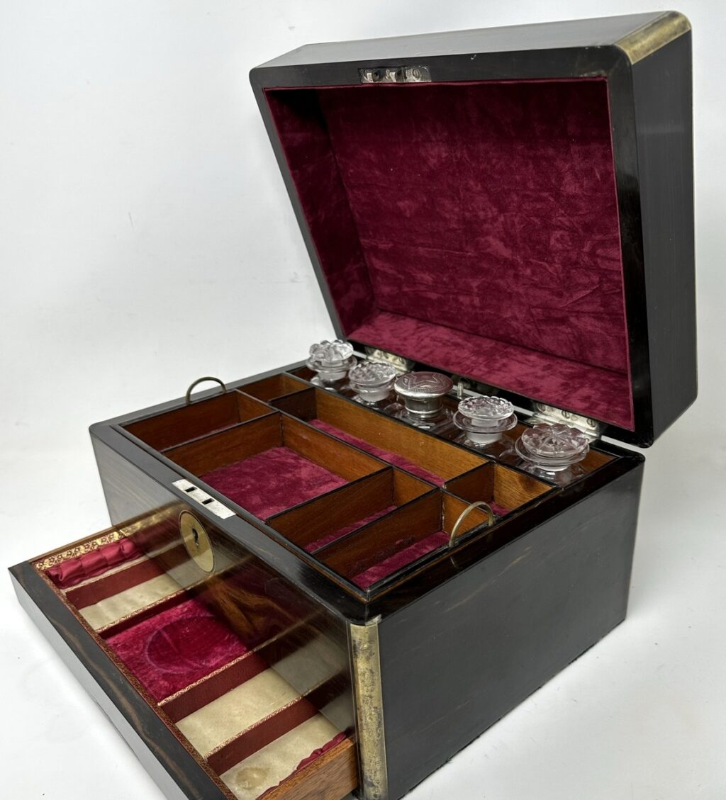 623. Antique Victorian Coromandel Ladys Gentlemans Vanity Jewelry Casket Box