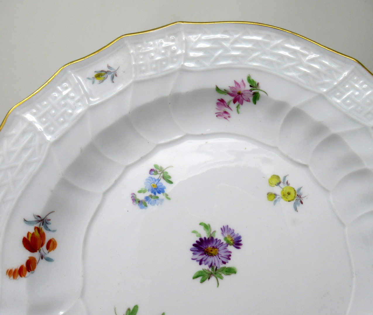 737. Antique Set German Dresden Meissen Cabinet Plates Still Life Flowers Pair - Image 5