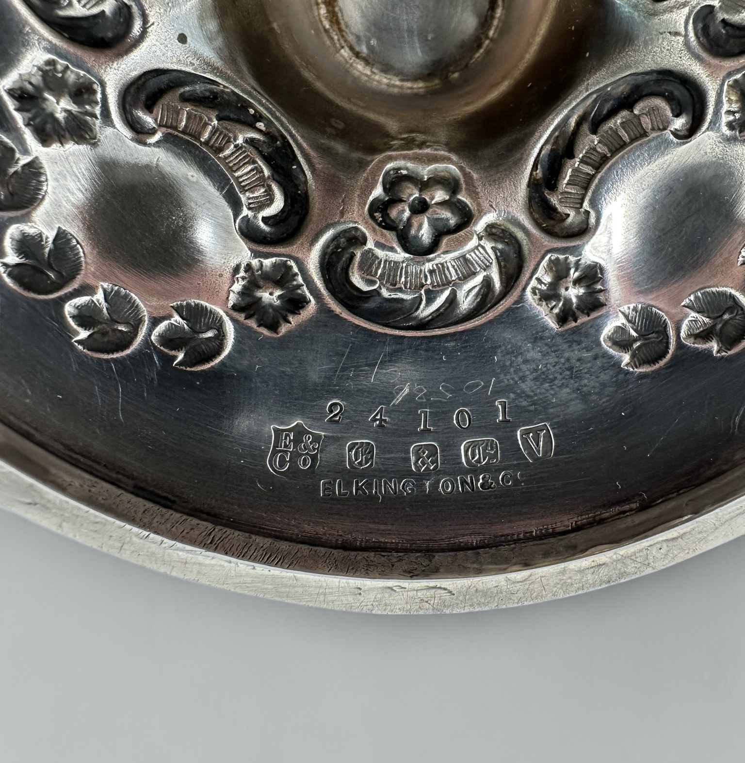 111. Antique Victorian English Silver Plated Tazza Compot Centerpiece Elkington and Co - Image 7