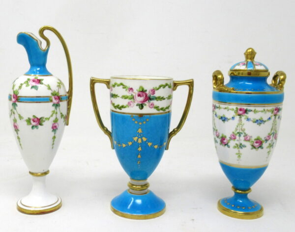479. Antique Minton Staffordshire Porcelain Ewer Urn Vase Centerpiece Roses Turquoise