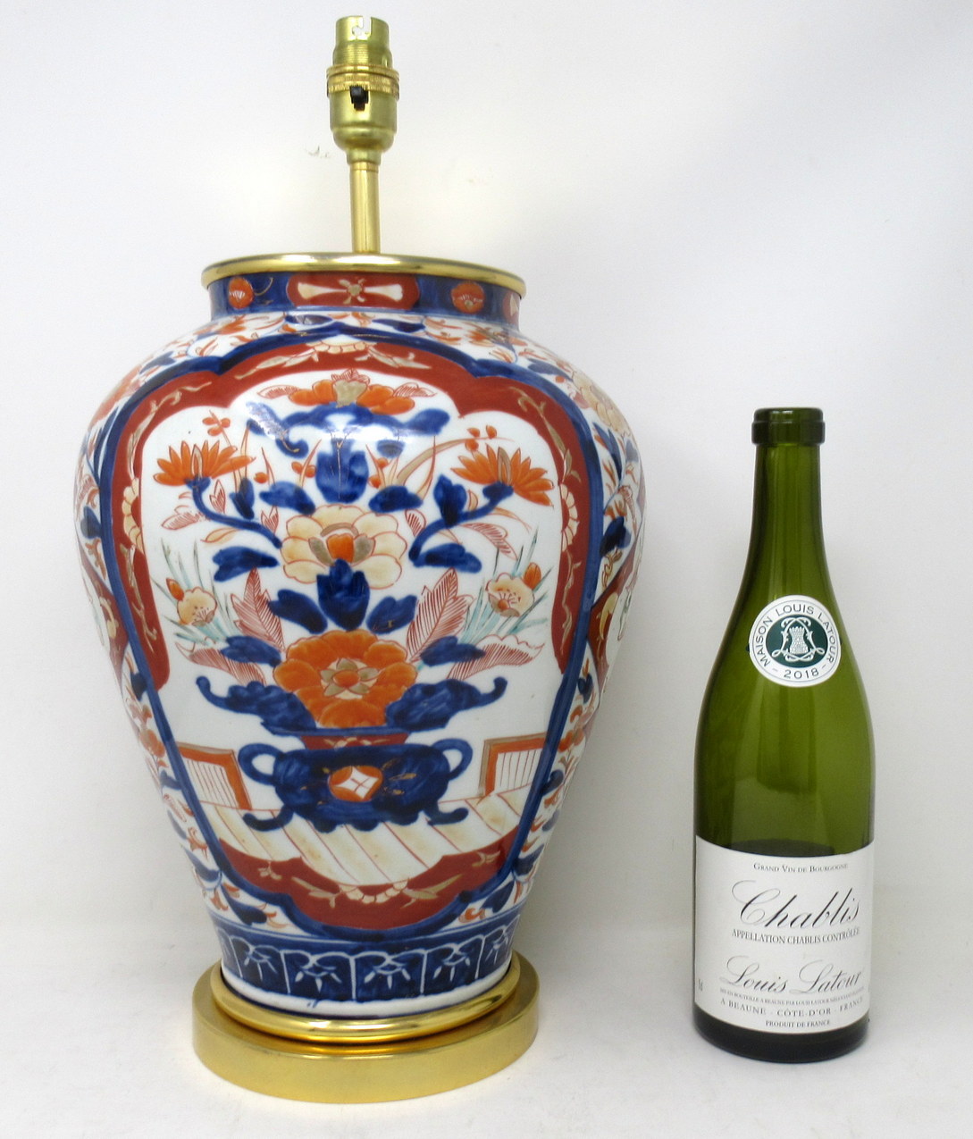 794. Antique Japanese Chinese Imari Porcelain Ormolu Table Vase Lamp Blue Red Gilt - Image 6