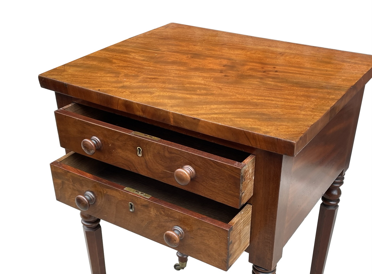 889. English Early Victorian Flame Mahogany Work Lamp Table 19th Century - Image 2