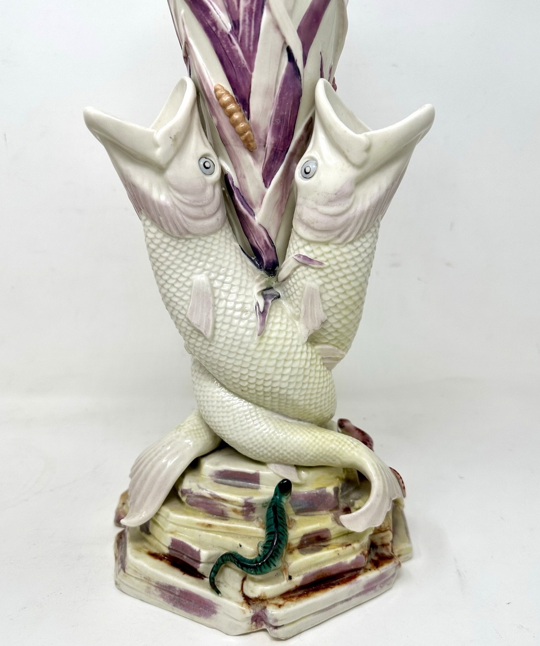 524. Antique Pair Irish Belleek Porcelain Triple Fish Rare Vases 1863-1890 Ireland - Image 7