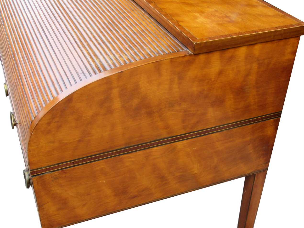 194. Fine West Indian Satinwood Tambour Satinwood Cylindrical Bureau attrib. Gillows 18thCt - Image 9