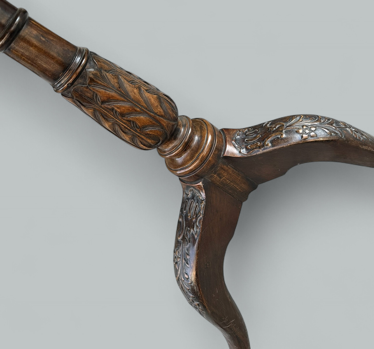 348. Antique Mahogany Occasional Snap Top Table Circular Occasional Wine 19th Century - Image 4