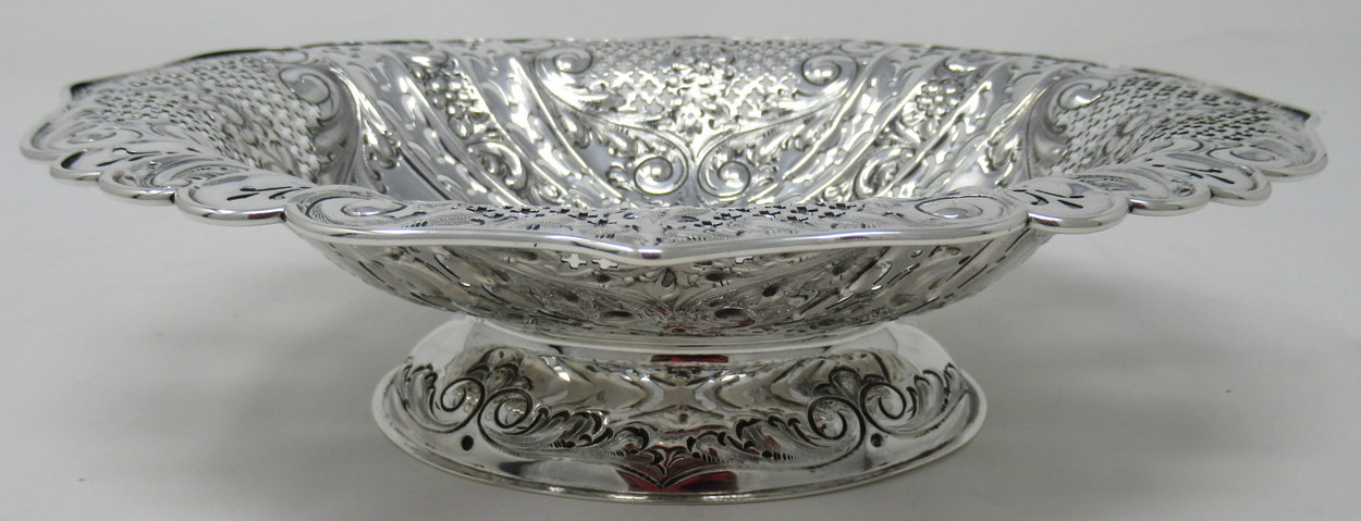 494. Fine Victorian Sterling Silver Fruit Basket Atkin Brothers Sheffield 1893. 268 grams - Image 7
