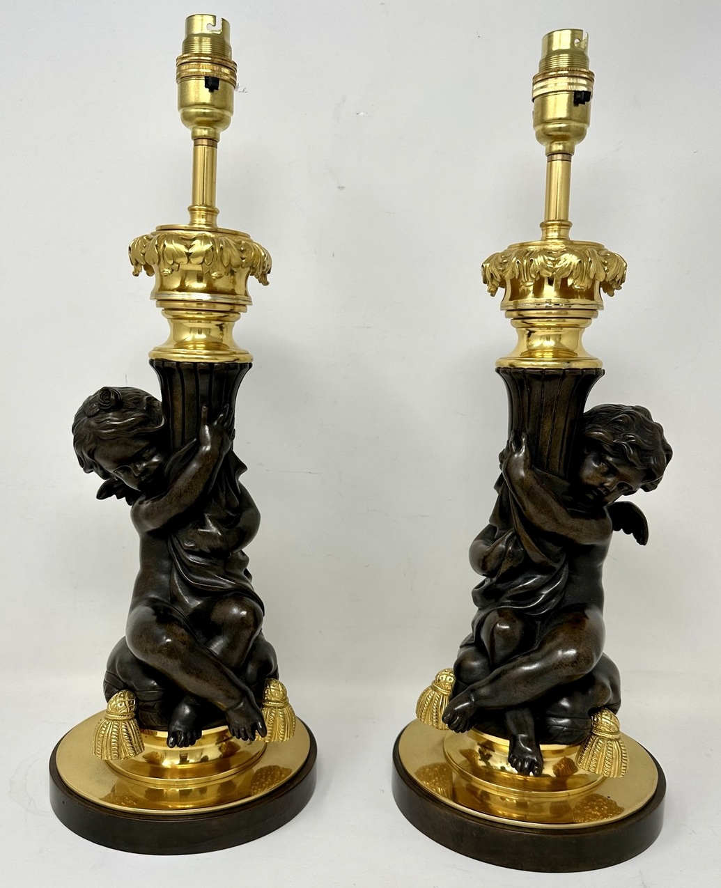 519. Antique Pair Gilt Bronze Dore Ormolu Table Lamps Clodion Grand Tour Cherubs