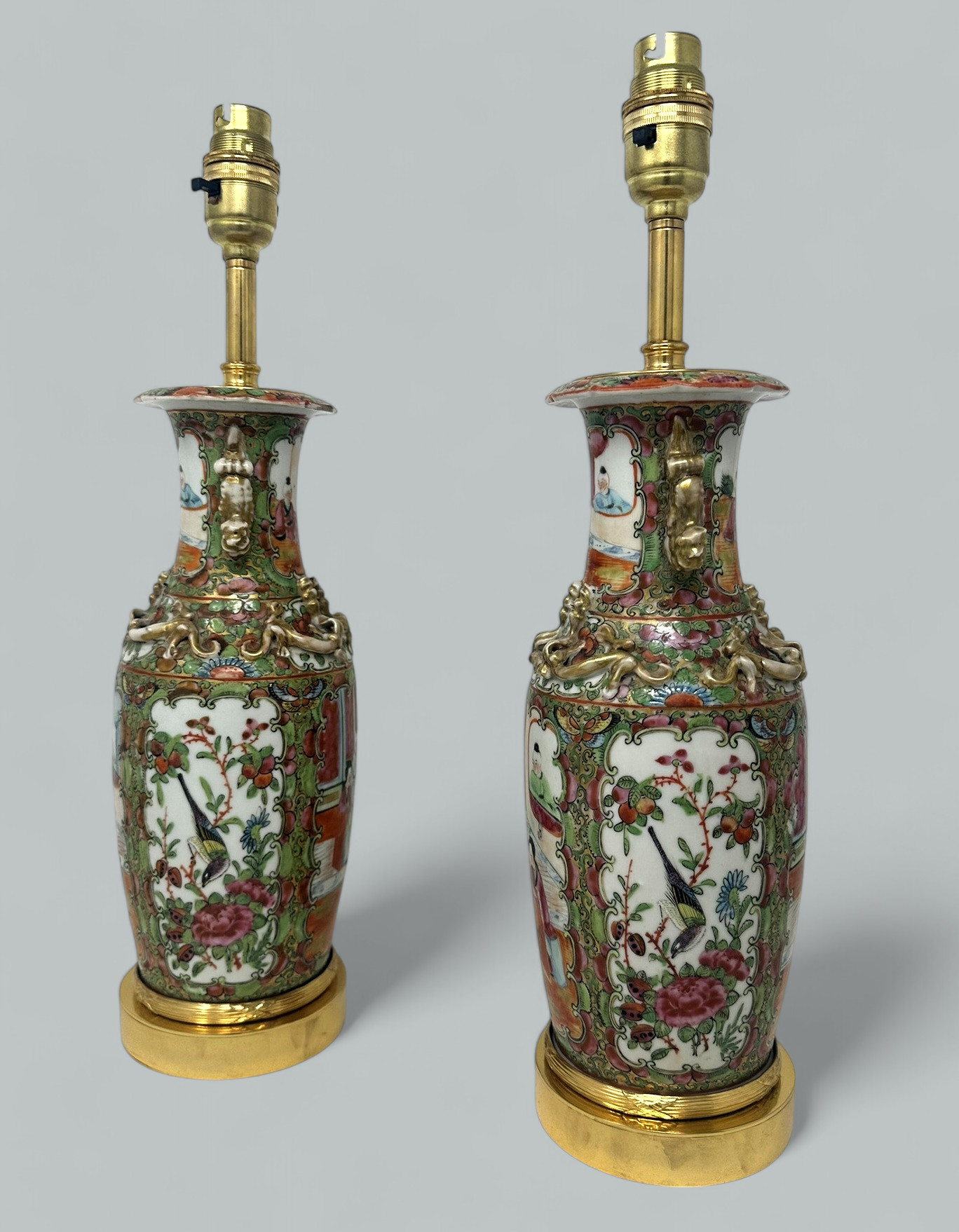 762. Antique Famille Rose Medallion Canton Cantonese Ormolu Chinese Table Lamps Pair - Image 4